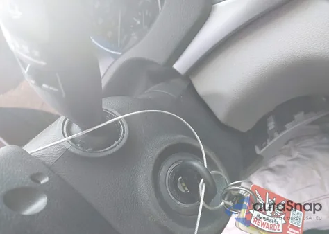 2018 Hyundai Elantra Se z USA, uszkodzony, nr VIN 5NPD74LF3JH274558